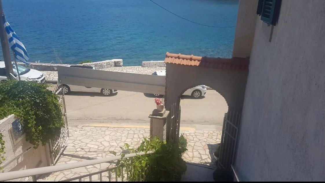 Poseidon Apartments Αγία Ευφημία